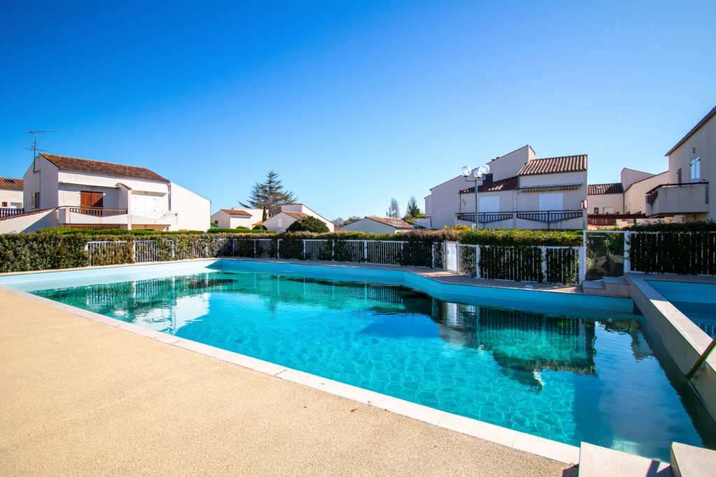 Studio meublé avec piscine dans une résidence proche de la plage à Saint-Palais-sur-Mer